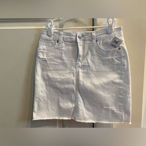 Joe's Kids The Markie Denim Mid Rise Mini Skirt, White, size 16